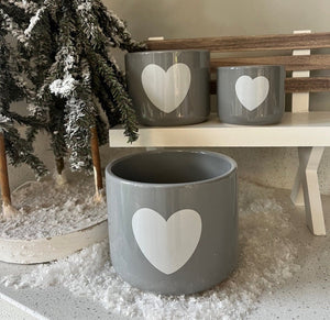 Set of Three Grey Pots With Off-white Grey Heart